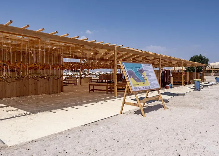 Marsa Nakari Village Szálloda 2*