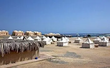 Otel Marsa Nakari Village
