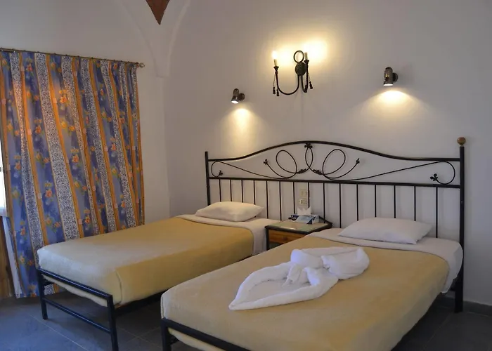 Marsa Nakari Village Otel 2*
