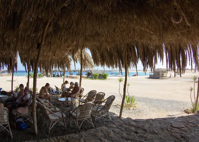 Otel Marsa Nakari Village 2*